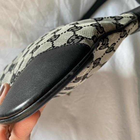 SOLD ⚠️Gucci Jackie Hobo - Picture 8 of 16